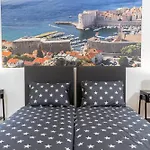 Placa بيت شباب *